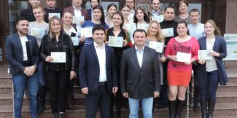 Decernarea certificatelor pentru participare Programul Național de Abilitare Economică a Tinerilor